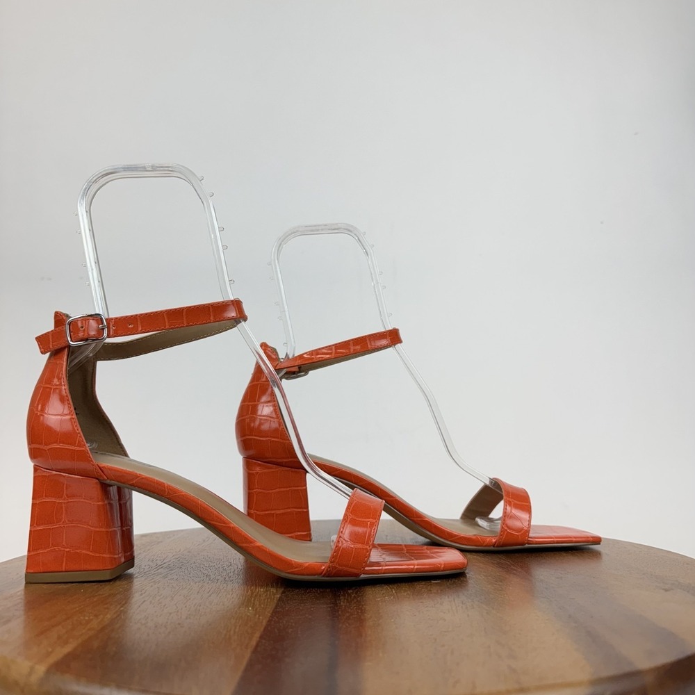 New NWOB Womens Abound Finn Orange Croc Print Ankle‎ Strap Sandals Heels Size 10
